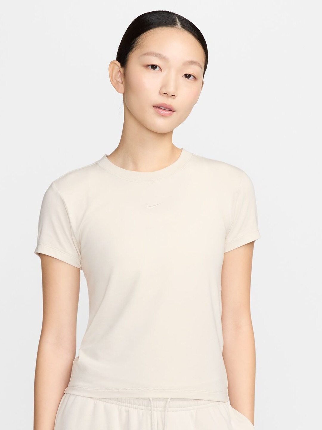 

Nike Sportswear Chill Knit Women's T-Shirt, Off white