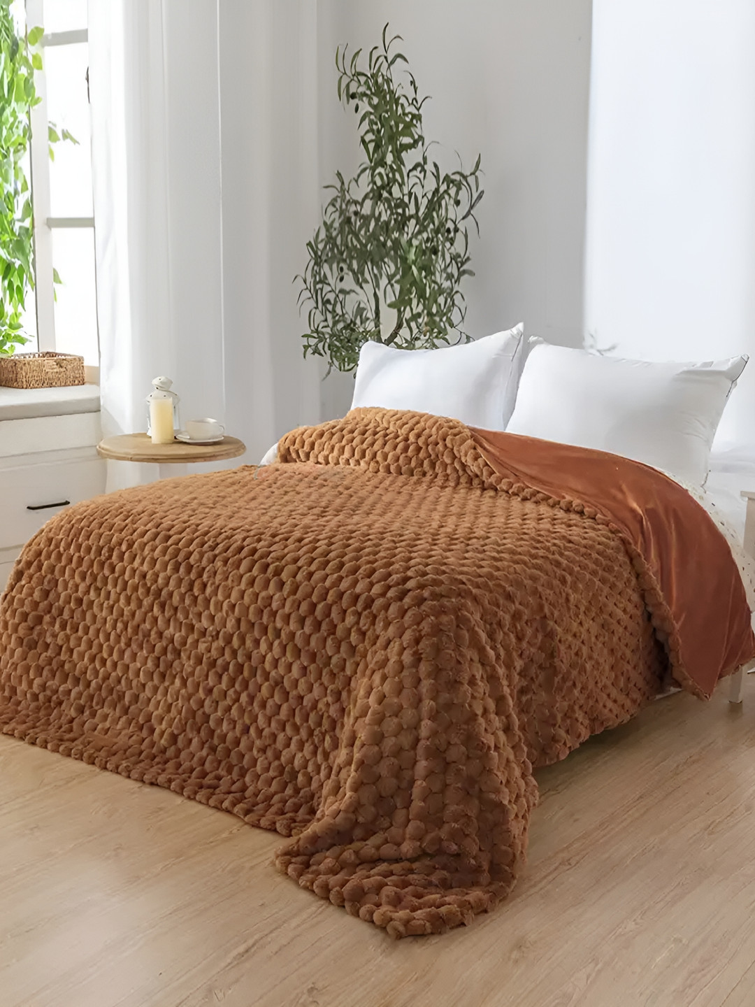 

Butterthief Brown Geometric Heavy Winter 400 GSM Double Bed Blanket