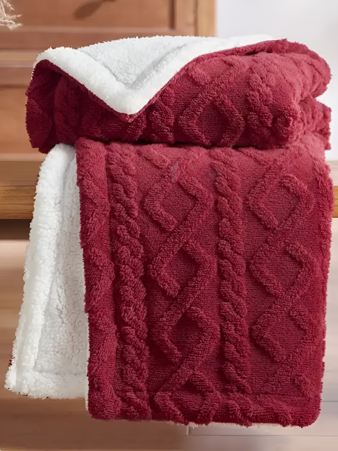 

Butterthief Maroon & White Geometric Heavy Winter 450 GSM Single Bed Blanket