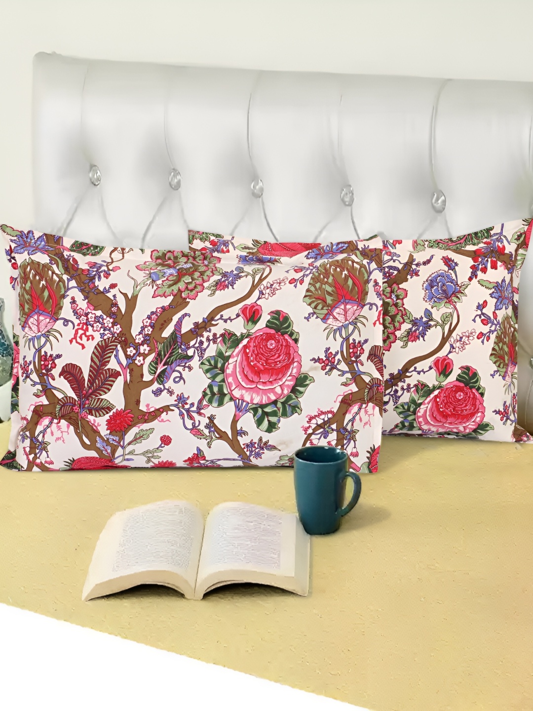 

MIYANBAZAZ White & Red 2 Pieces Abstract Pure Cotton Rectangle Pillow Covers