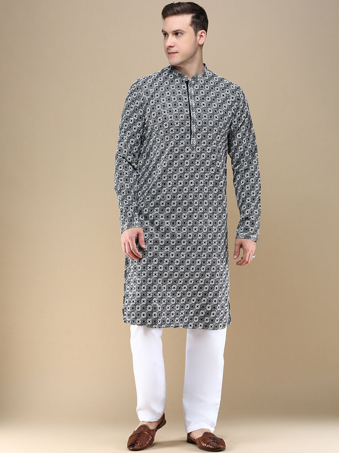 

Anouk Men Geometric Printed Thread Work Kurta, Black