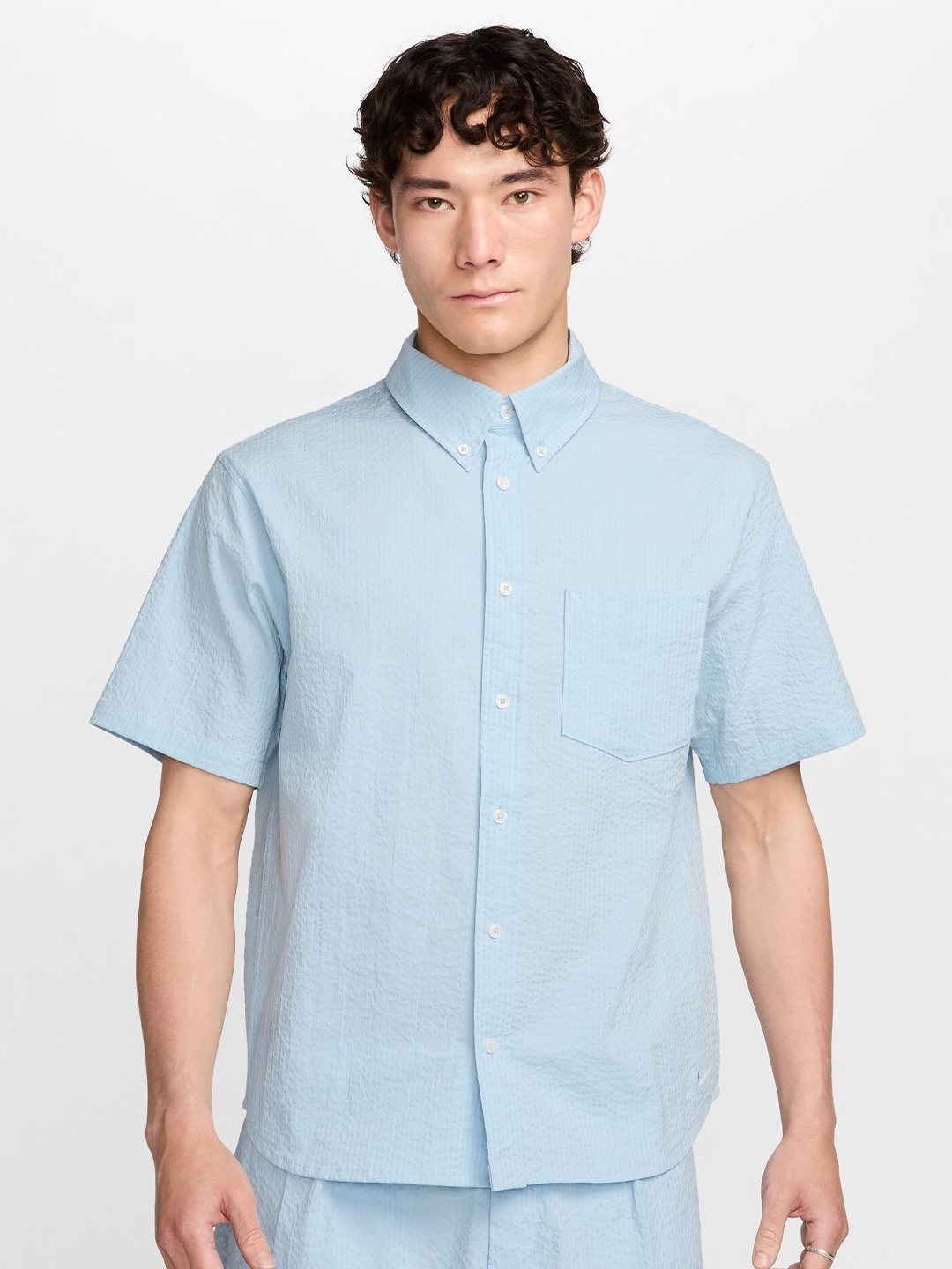 

Nike Men Life Seersucker Shirt, Blue