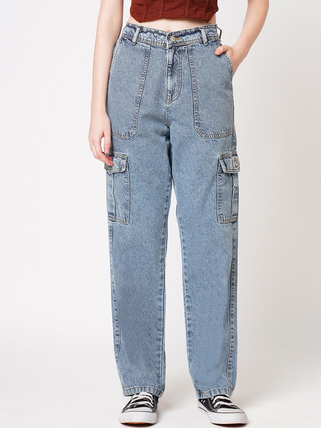 

Kraus Jeans Women Relaxed Fit High-Rise Light Fade Cotton Cargos Jeans, Blue