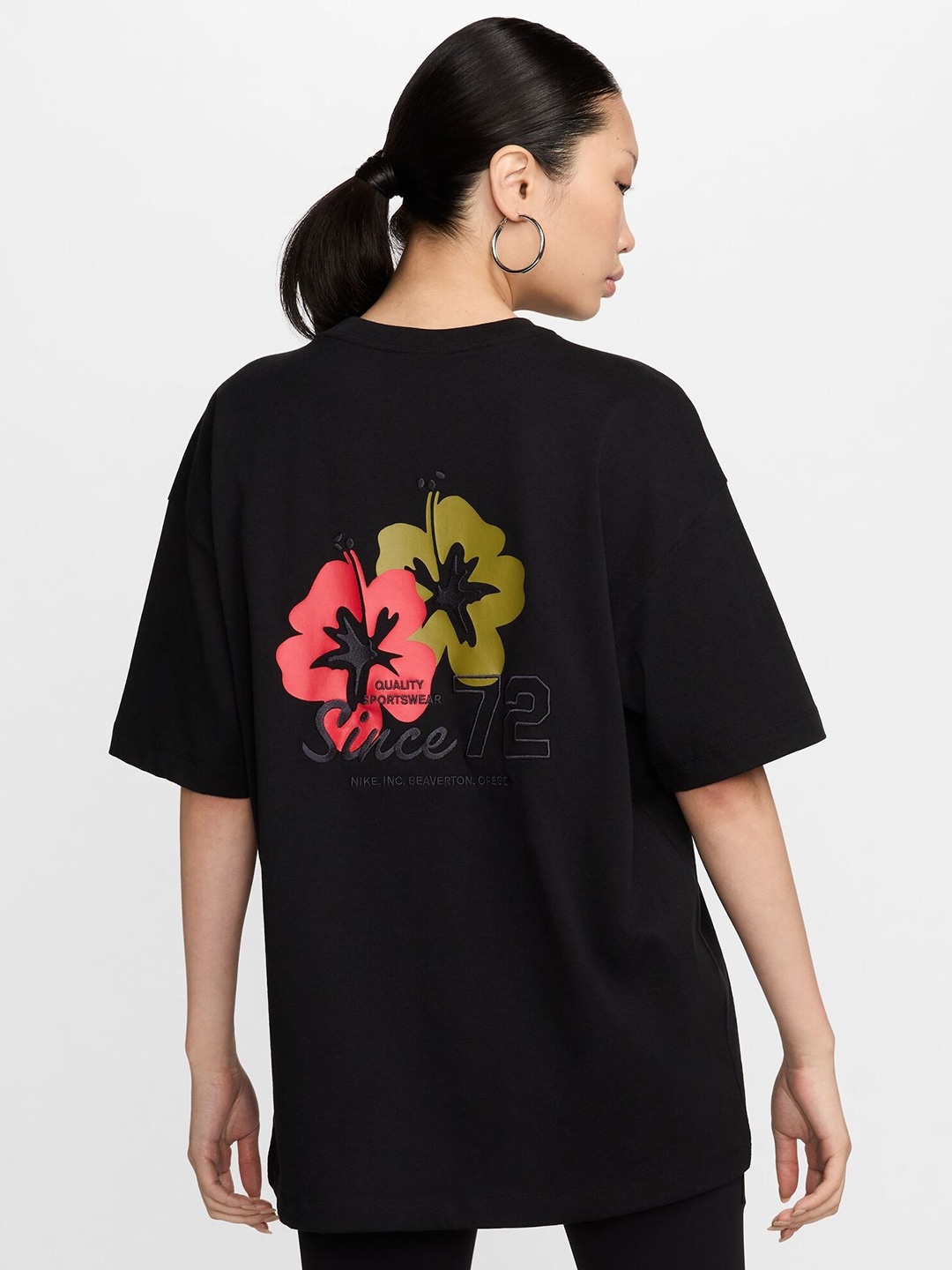 Nike Sportswear Women's Oversized T-Shirt, Black