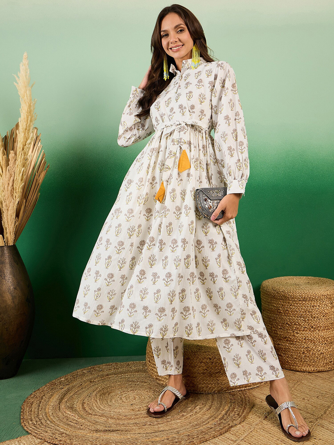 

Sangria Floral Printed Pure Cotton Shirt Collar Kurta With Trousers, Cream