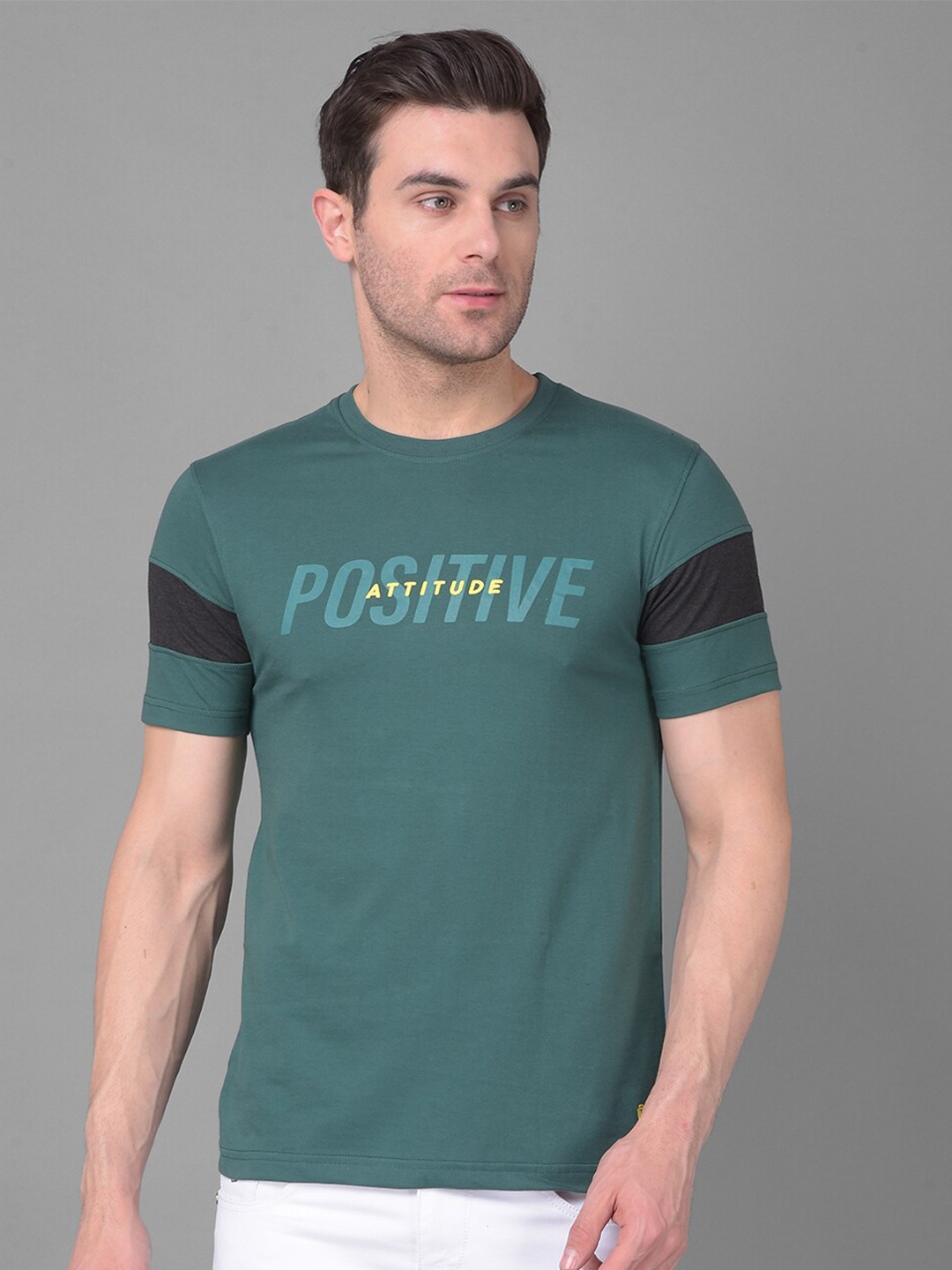 

Dollar Typography Printed Regular Fit Short Sleeves Round Neck Cotton T-shirt, Green