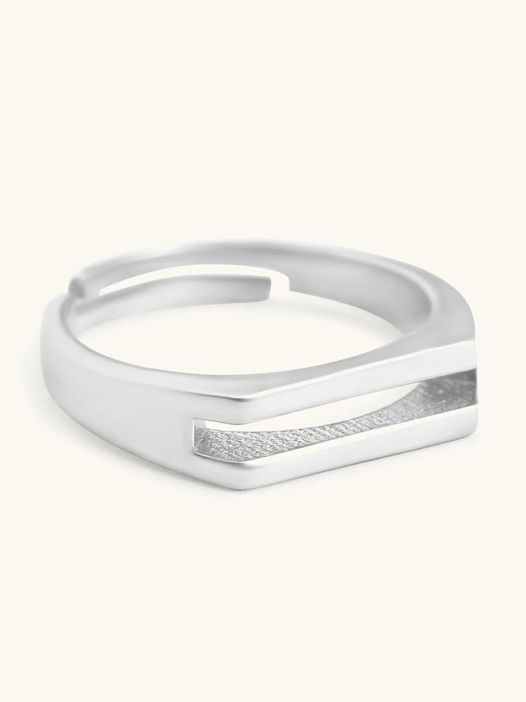 

Mabel Men 925 Sterling Silver Rhodium Plated Finger Ring