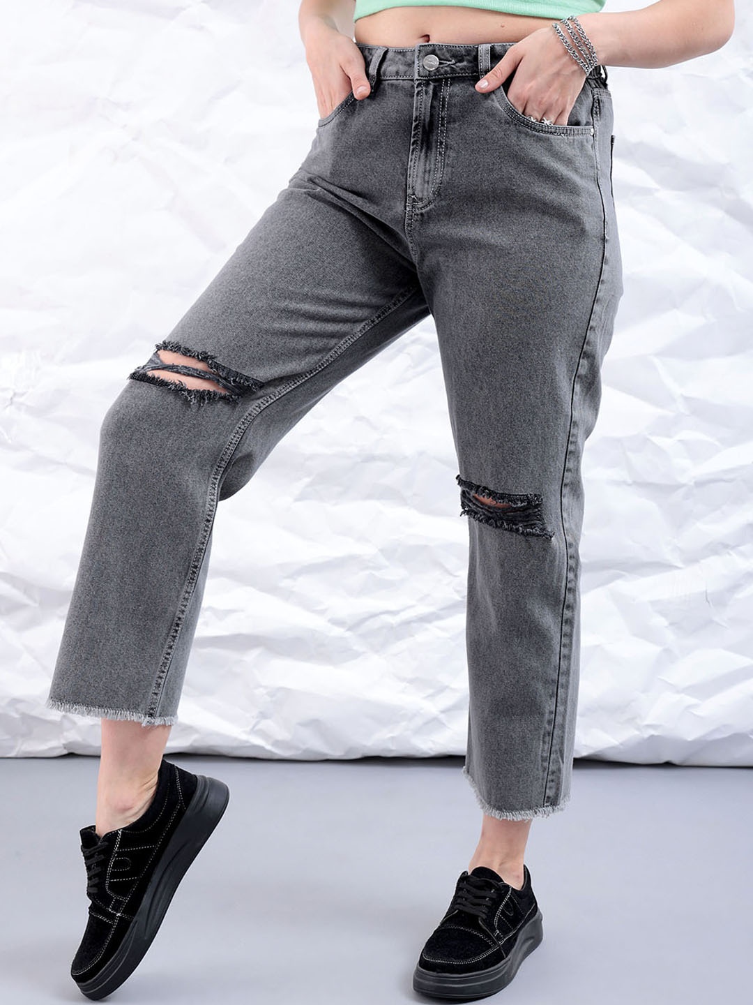 

Freehand by The Indian Garage Co Women Straight Fit High-Rise Slash Knee Light Fade Jeans, Grey