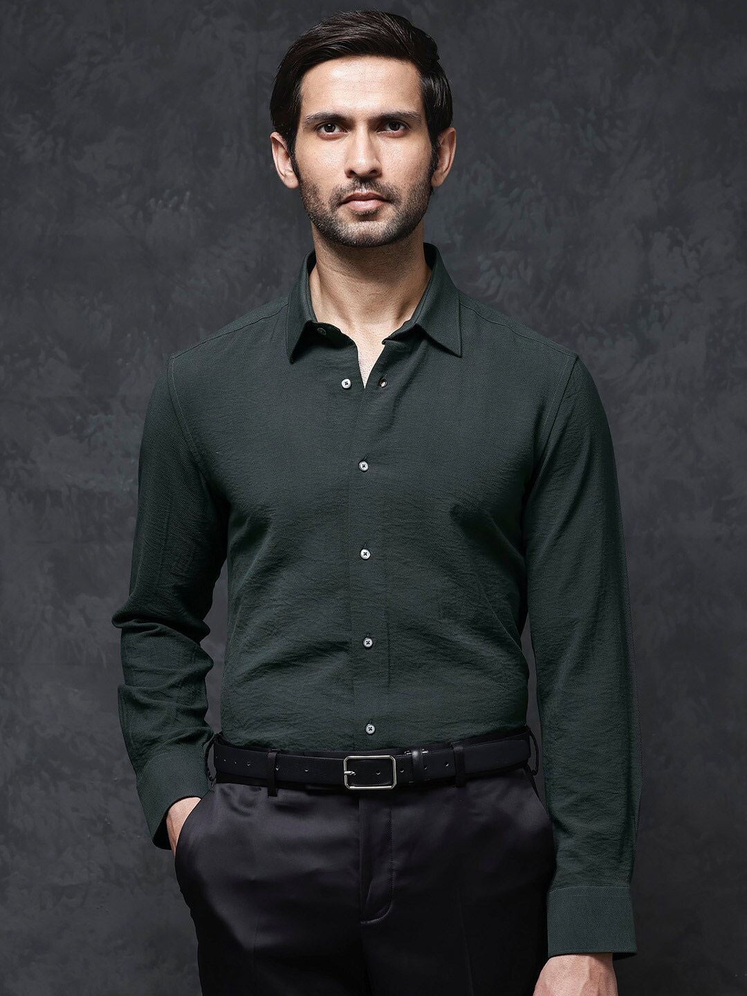 

RARE RABBIT Men Esty Regular Fit Spread Collar Shirt, Green