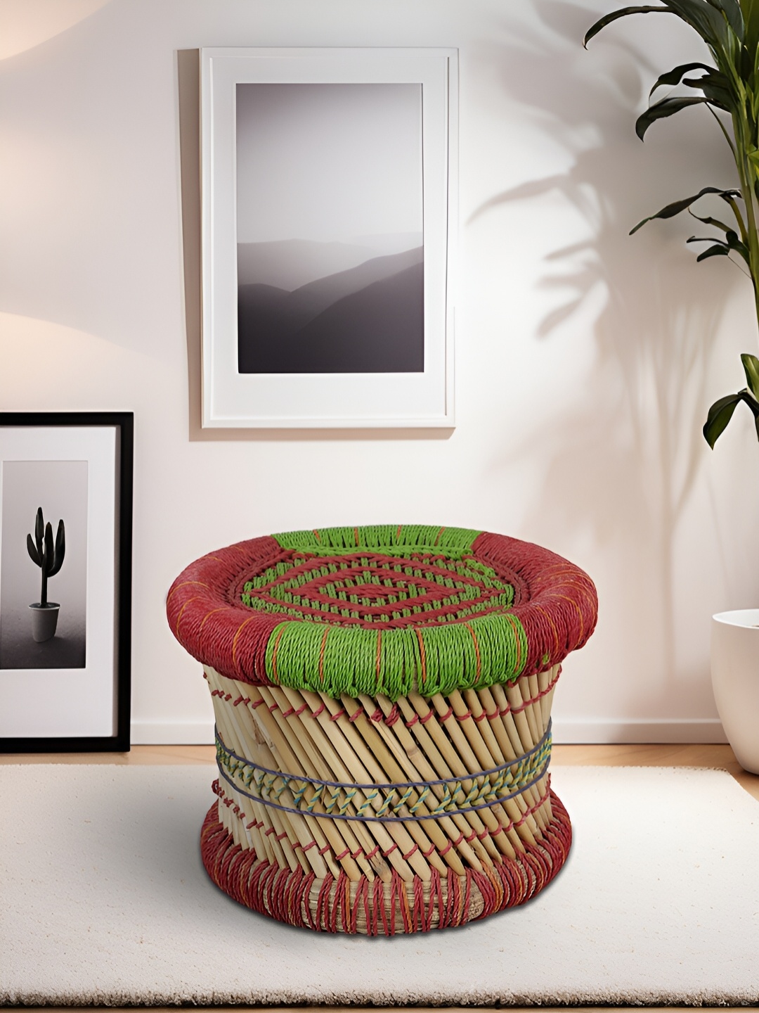 

CDI Green & Maroon Colourblocked Knitted Round Shaped Ottoman