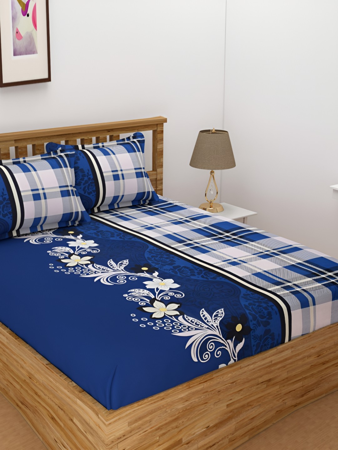 

RIDHAAN Blue & White Floral 210 TC King Bedsheet with 2 Pillow Covers