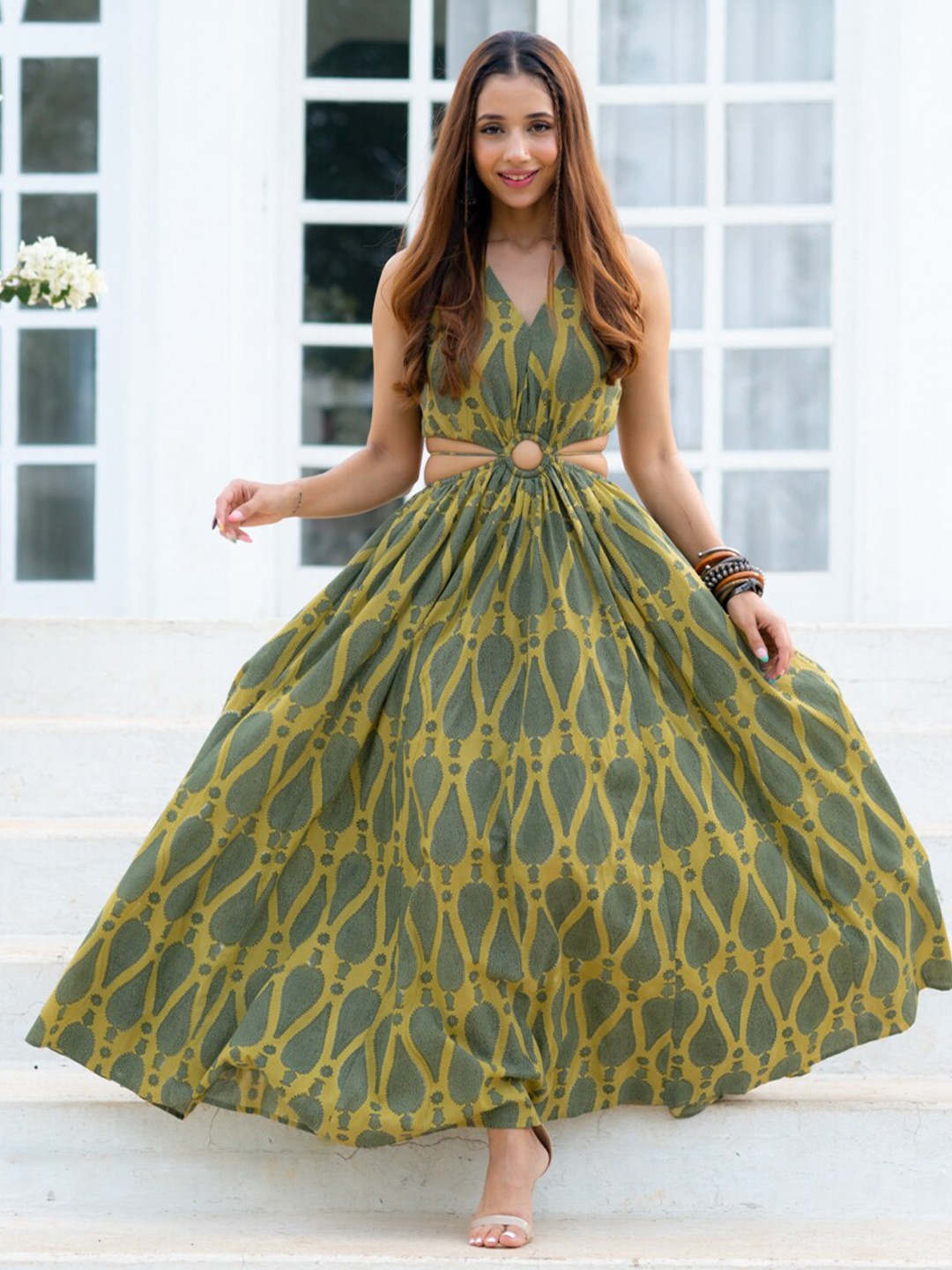 

Ambraee Floral Printed Cut-Out Detailed Cotton Maxi Dress, Green