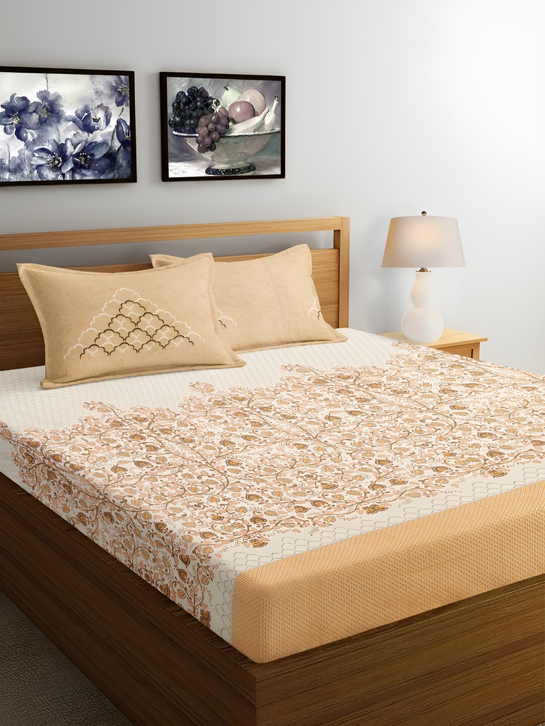 

Srijee Decors Brown & Orange Floral 250 TC Fitted Cotton King Bedsheet Set