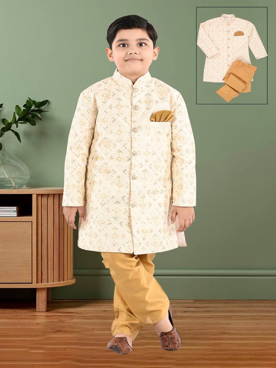 

BAESD Boys Embroidered Regular Sequinned Kurta with Pyjamas, Gold
