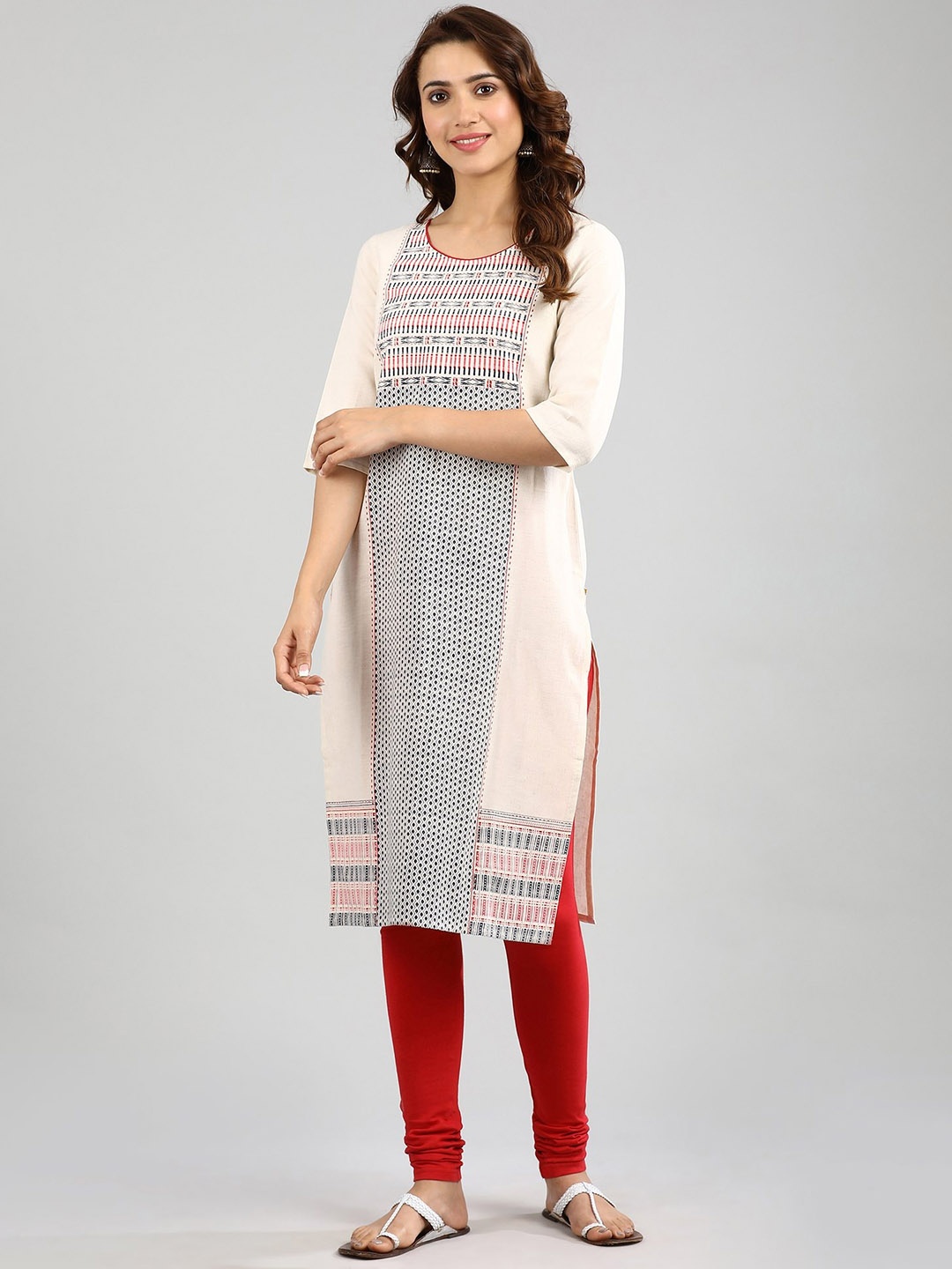 

AURELIA Geometric Round Neck Thread Work Kurta, Grey