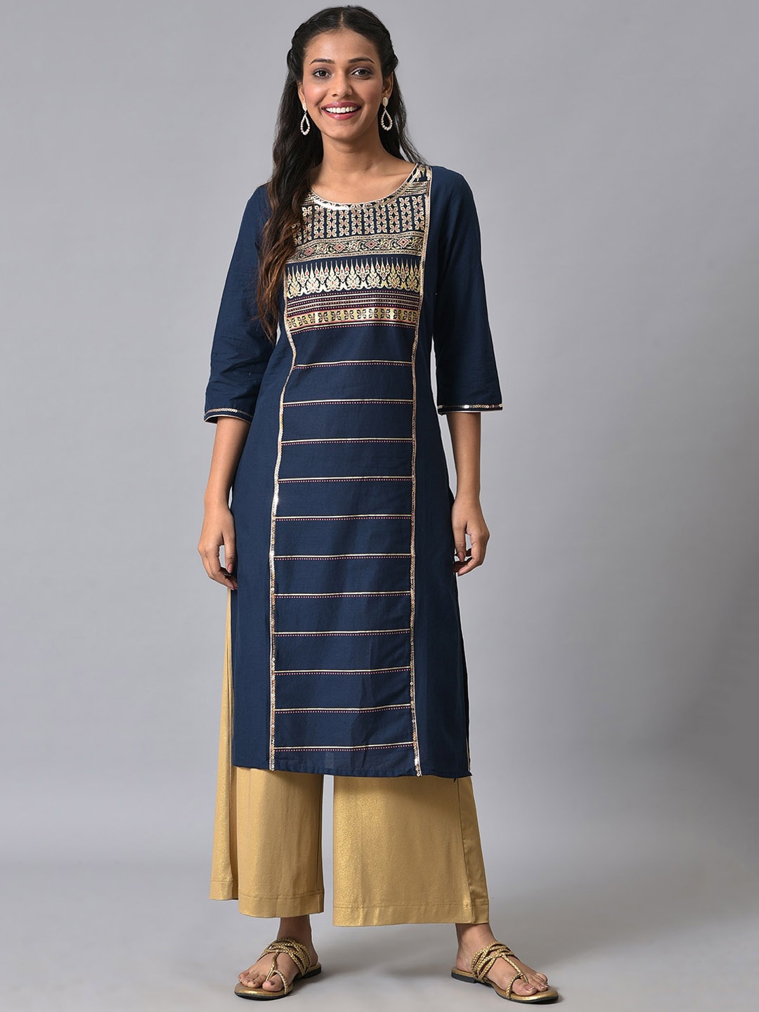 

AURELIA Ethnic Motifs Striped Thread Work Kurta, Blue