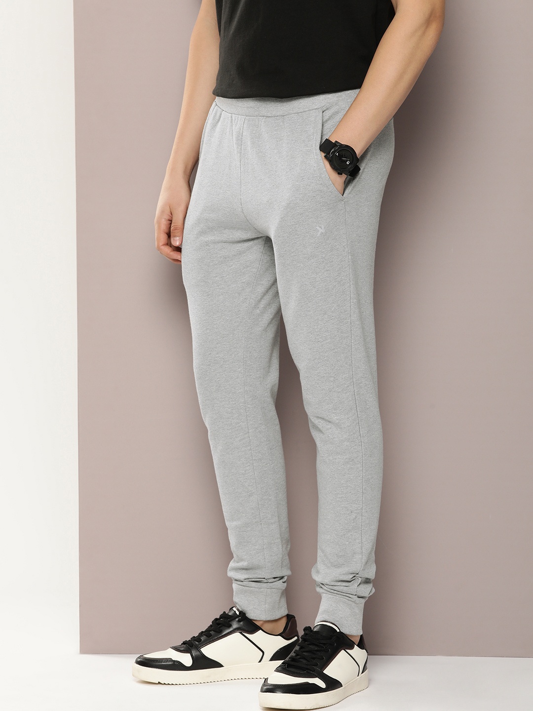 

Kook N Keech Men Solid Regular Fit Joggers, Grey