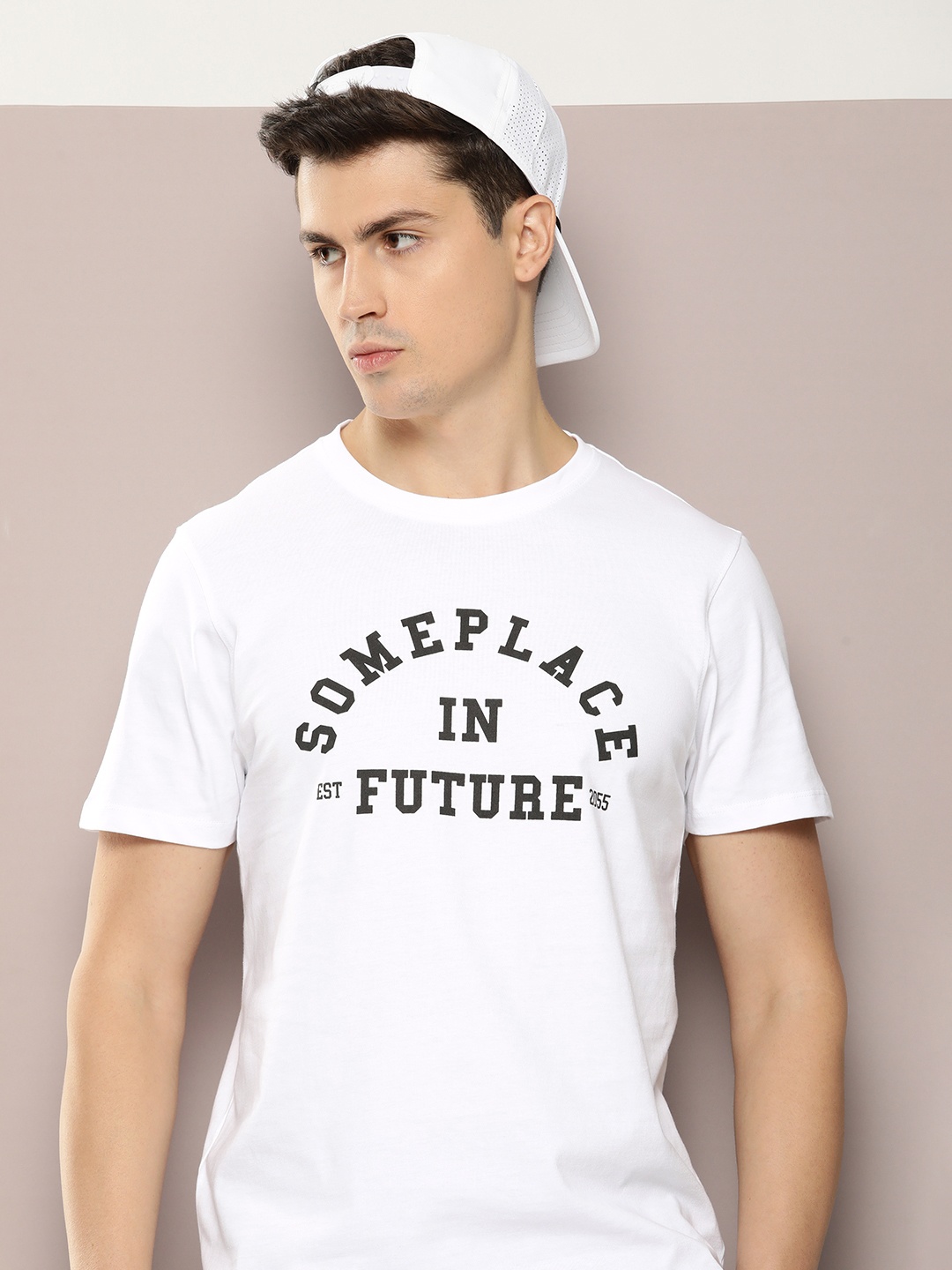 

Kook N Keech Men Typography Printed T-shirt, White