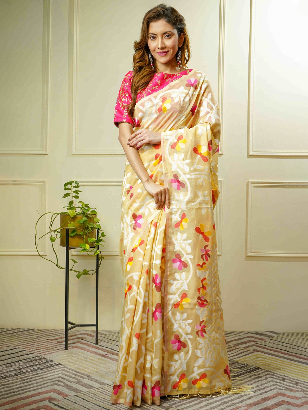 

BEATITUDE Ethnic Motifs Pure Cotton Jamdani Saree, Yellow