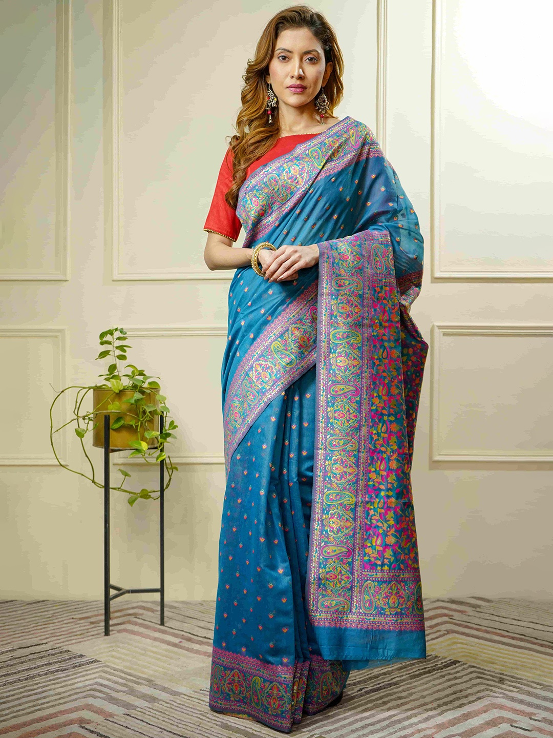 

BEATITUDE Ethnic Motifs Woven Design Zari Saree, Blue