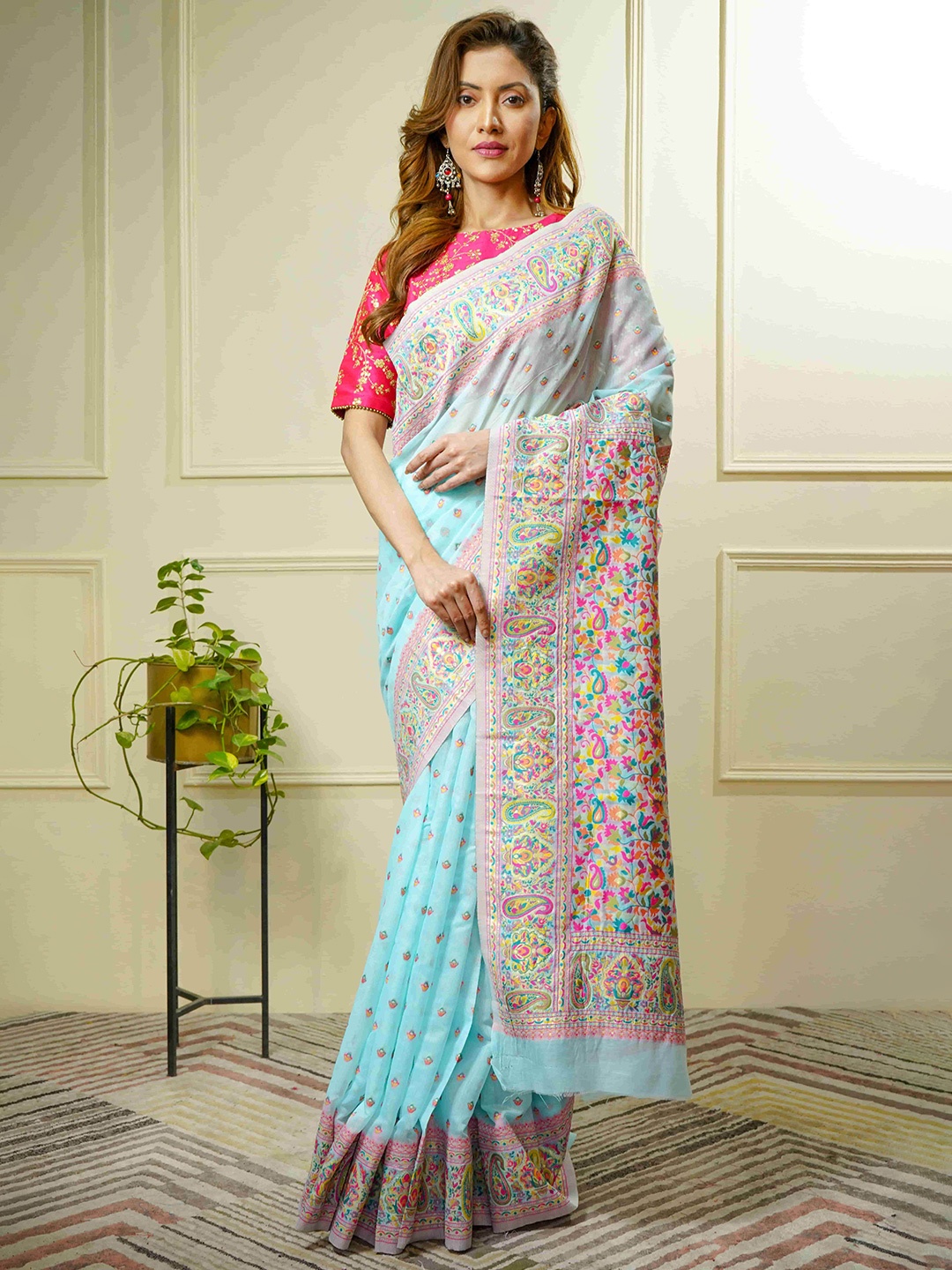 

BEATITUDE Ethnic Motifs Zari Saree, Blue