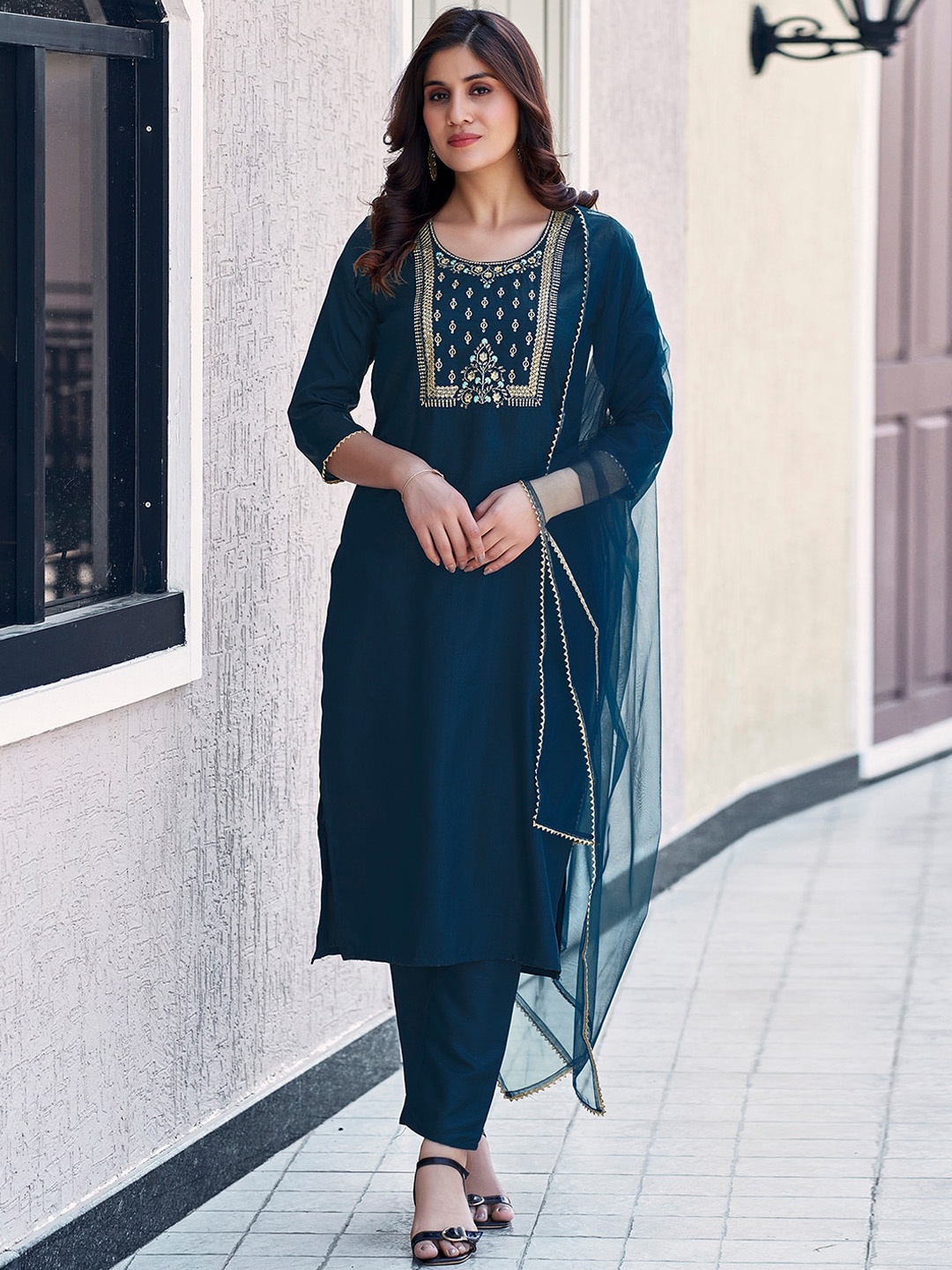 

SKYLEE Turquoise Blue Embroidered Regular Sequinned Kurta with Trousers & Dupatta