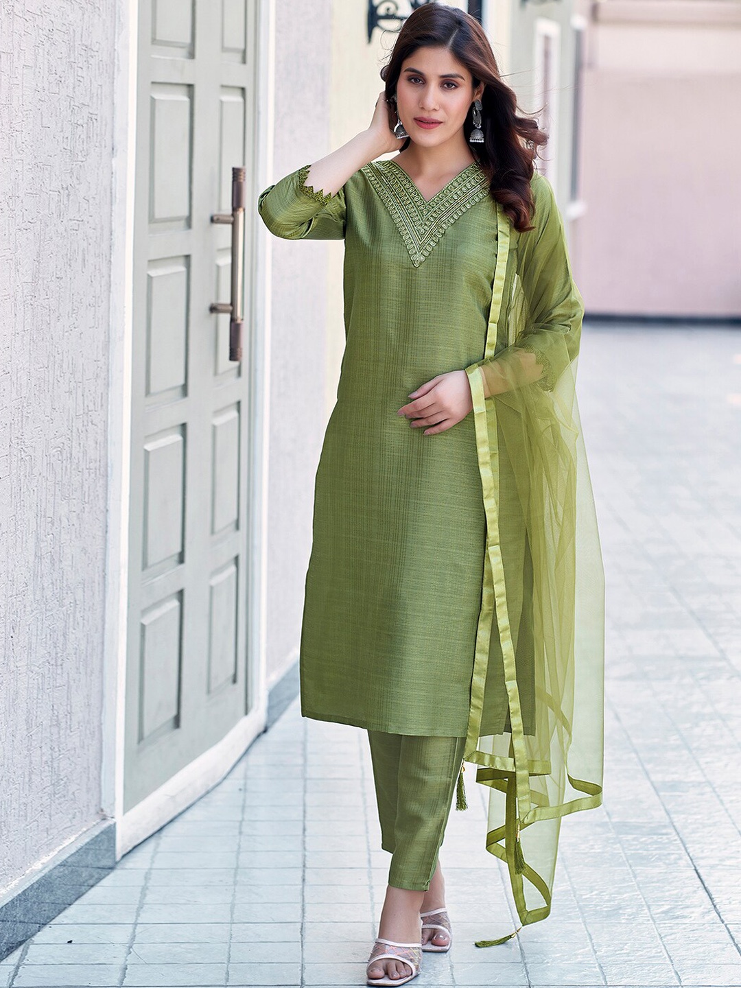 

SKYLEE Olive Green Embroidered Regular Sequinned Kurta with Trousers & Dupatta