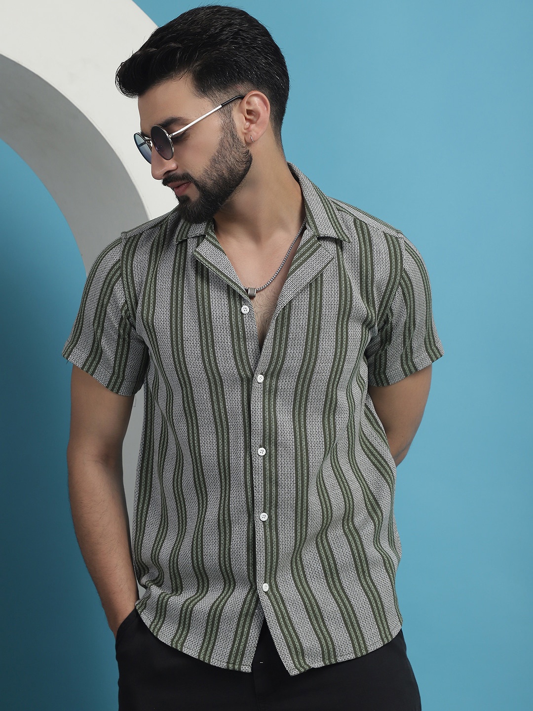 

Indian Needle Classic Striped Spread Collar Wrinkle Free Casual Shirt, Olive