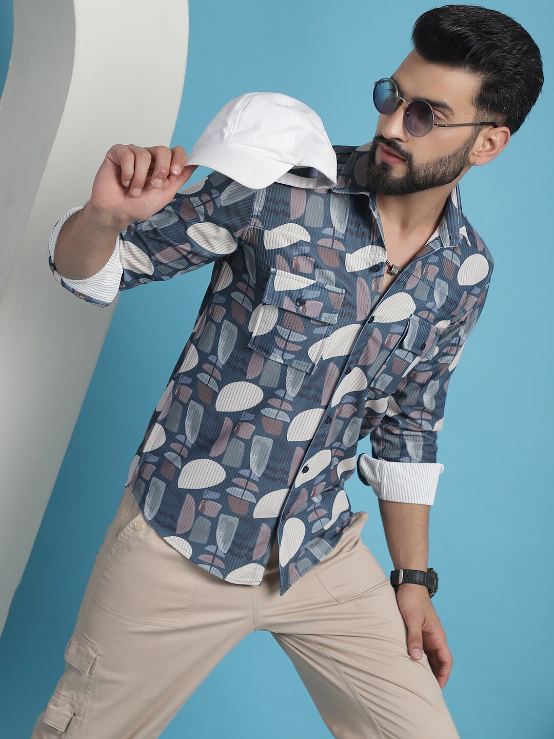 

Indian Needle Classic Abstract Printed Opaque Cotton Casual Shirt, Grey