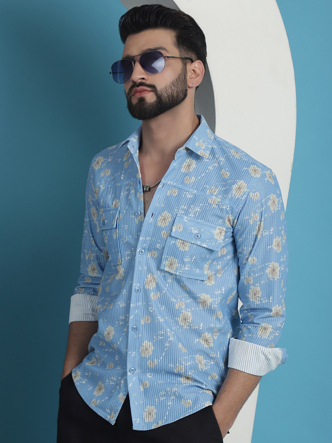 

Indian Needle Classic Floral Printed Opaque Cotton Casual Shirt, Blue