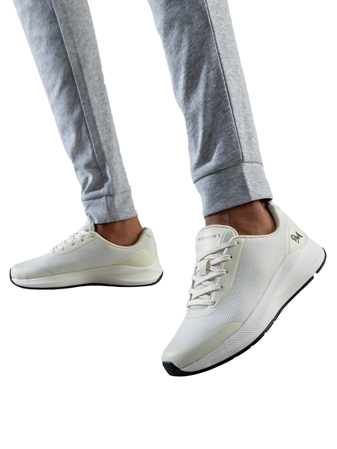 

NEEMANS Men Textured Round Toe Lace Up Mesh Sneakers, White