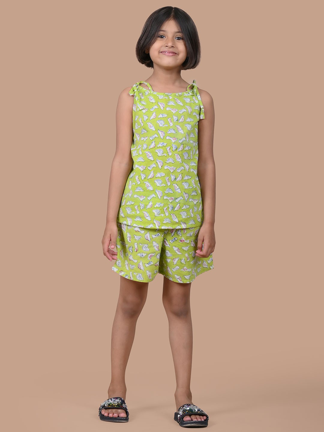 

BAESD Girls Graphic Printed Shoulder Straps Pure Cotton Night suit, Green