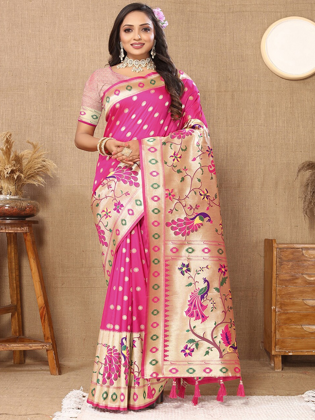 

MARGI DESIGNERS Polka Dots Woven Design Zari Pure Silk Paithani Saree, Pink