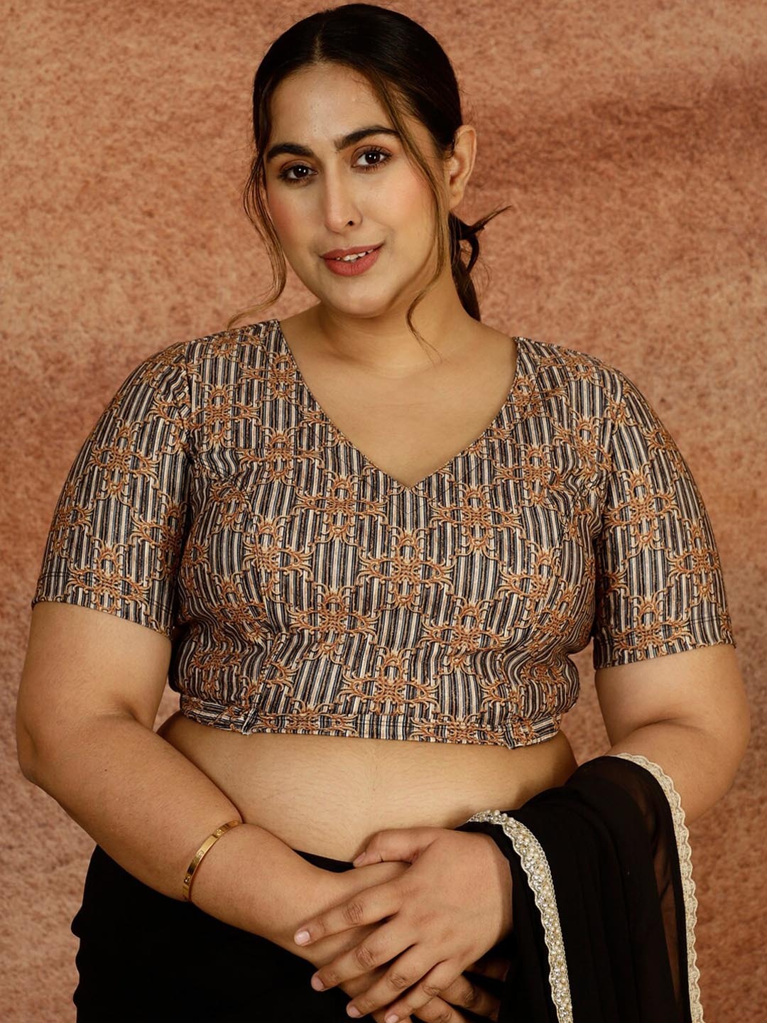 

Amydus Plus Size Printed Shimmer V-Neck Saree Blouse, Grey