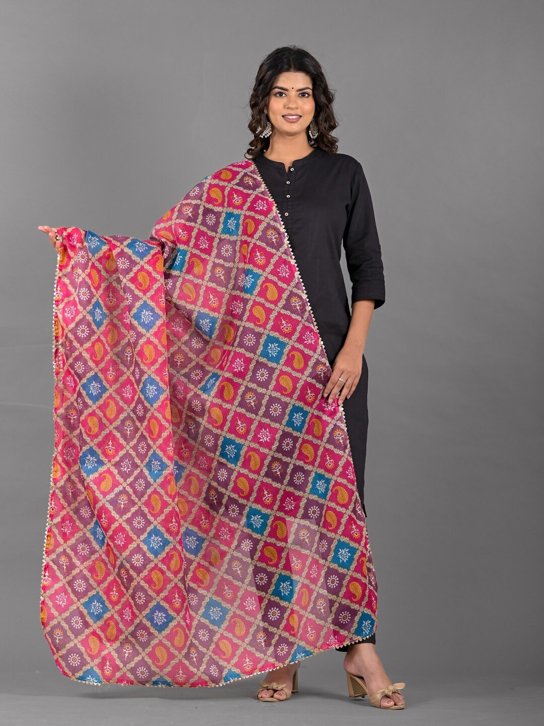 

Apratim Ethnic Motifs Printed Gotta Patti Dupatta, Pink