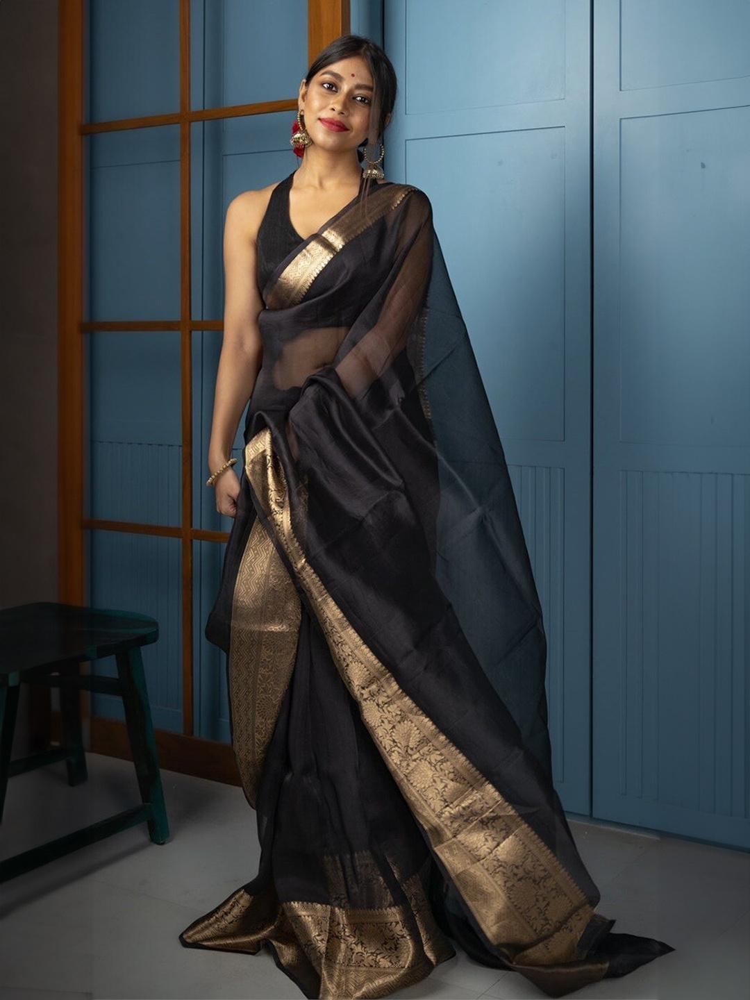 

Jinal & Jinal Zari Border Organza Saree, Black