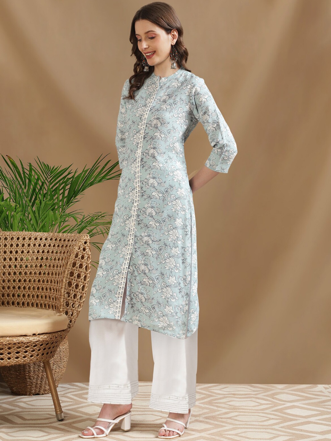 

Rangita Ethnic Motifs Printed Regular Kurta With Palazzos, Blue