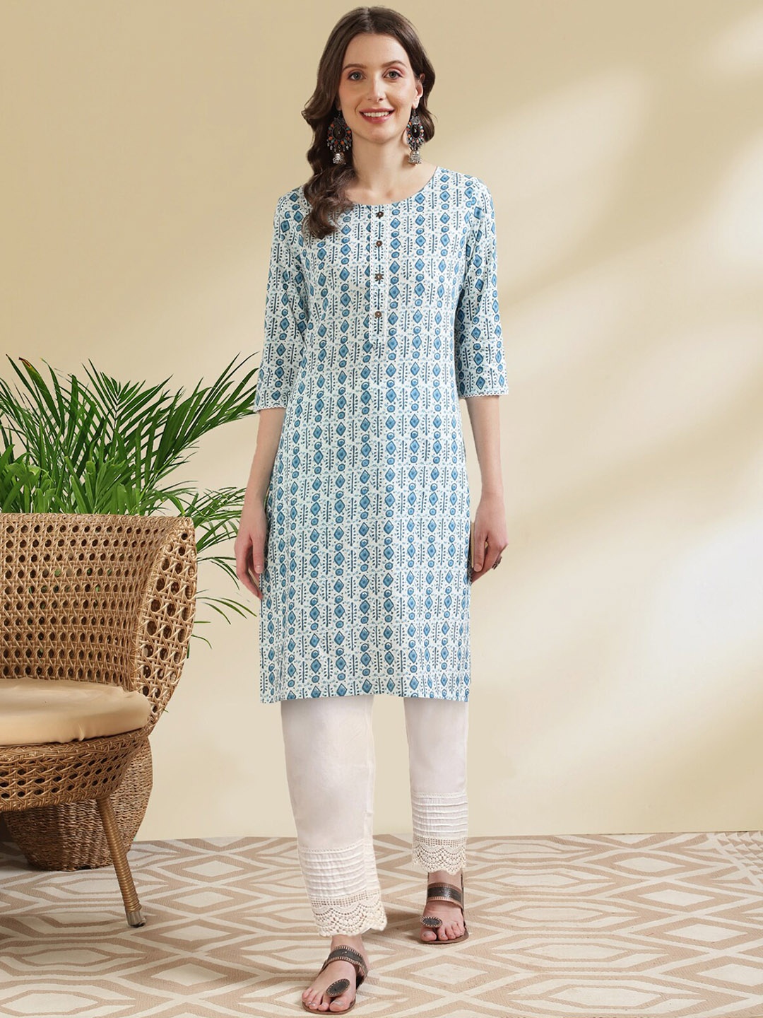 

Rangita Ethnic Motifs Printed Regular Gotta Patti Pure Cotton Kurta with Trousers, Blue