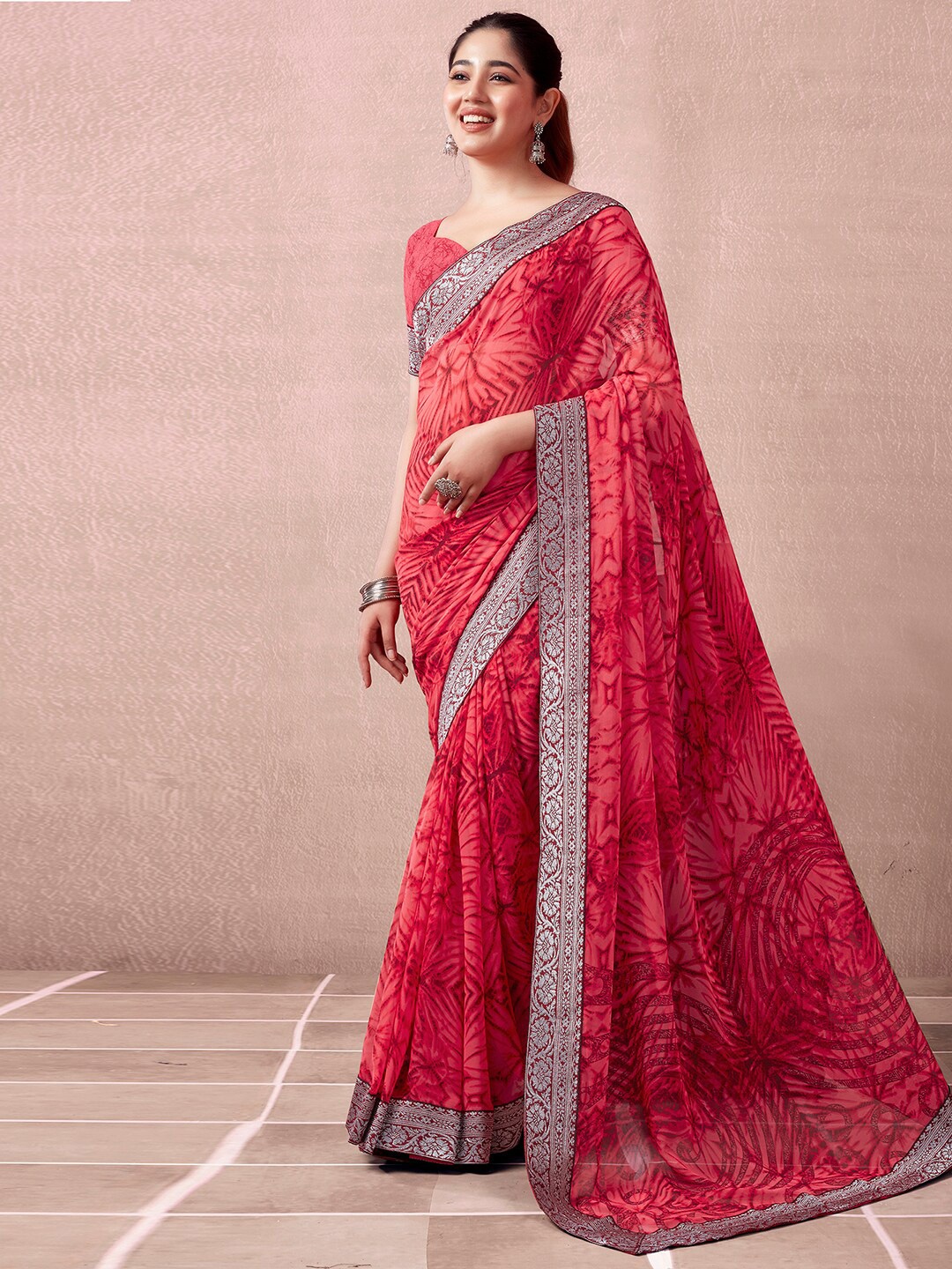 

Mitera Floral Printed Zari Saree, Red