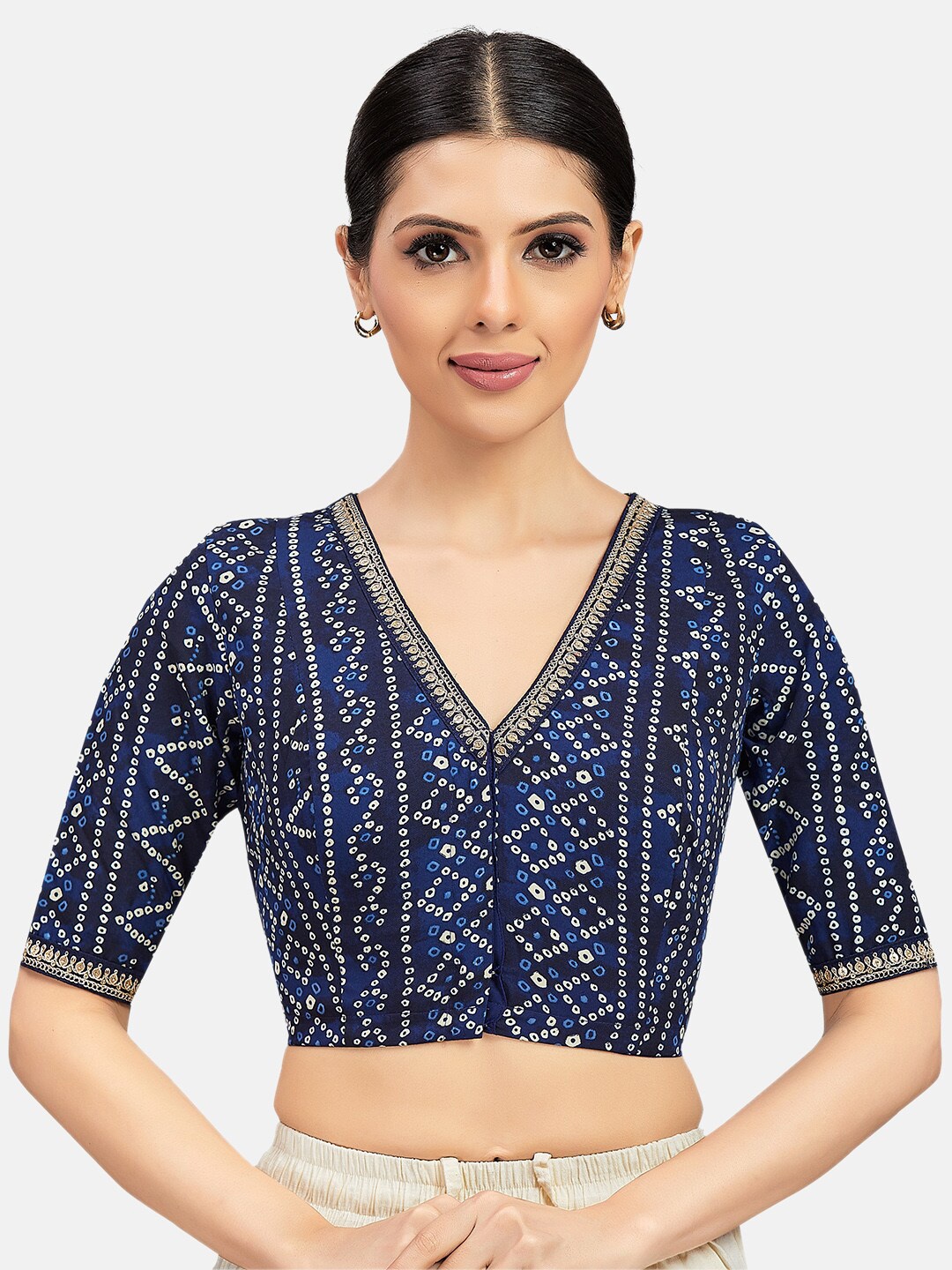 

Studio Shringaar Bandhani Printed V-Neck Saree Blouse, Navy blue