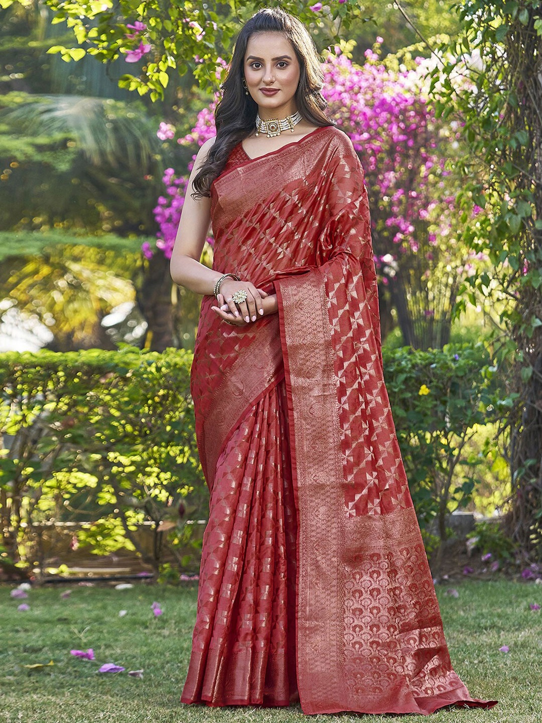 

Satrani Ethnic Motifs Woven Designed Zari Organza Banarasi Saree, Pink