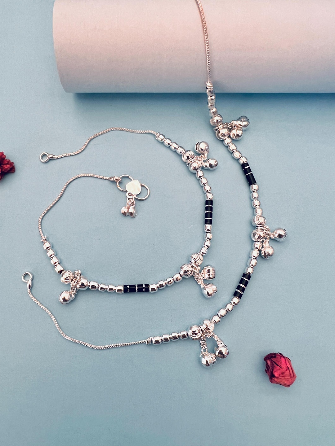 

Sangria Silver Toned Set Of 2 Silver-Plated Stones and Beads Anklets