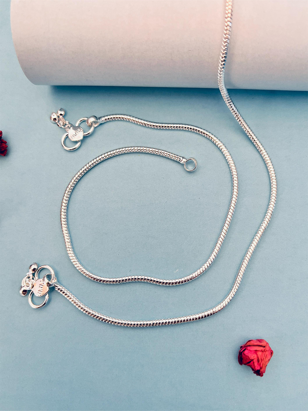 

Sangria Silver-Plated Artificial Stones & Beads Anklet