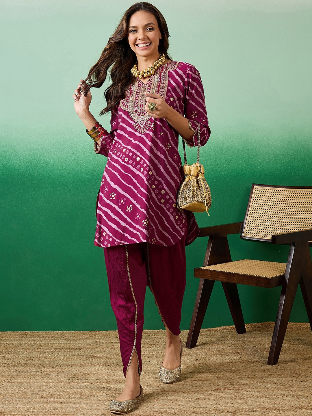 

Sangria Embroidered Sequence Straight Kurti With Dhoti, Magenta