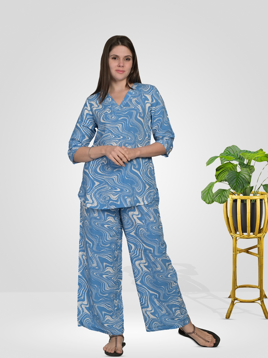 

MAYSIXTY Printed Top & Palazzos Co-Ords, Blue
