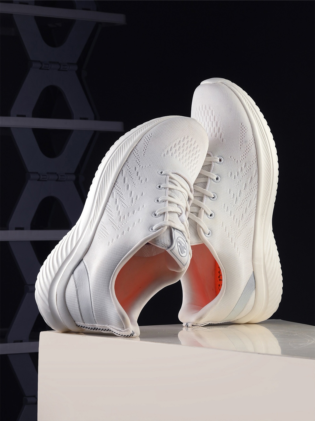

OFF LIMITS Men Mesh Running Shoes, Off white