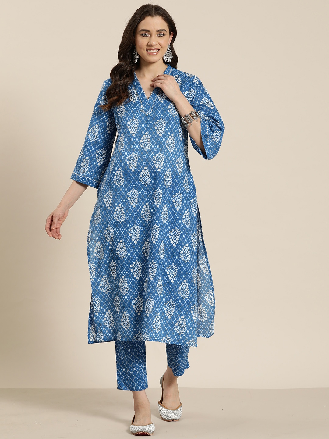 

HERE&NOW Bandhani Printed Gotta Patti Pure Cotton Kurta with Trousers, Blue