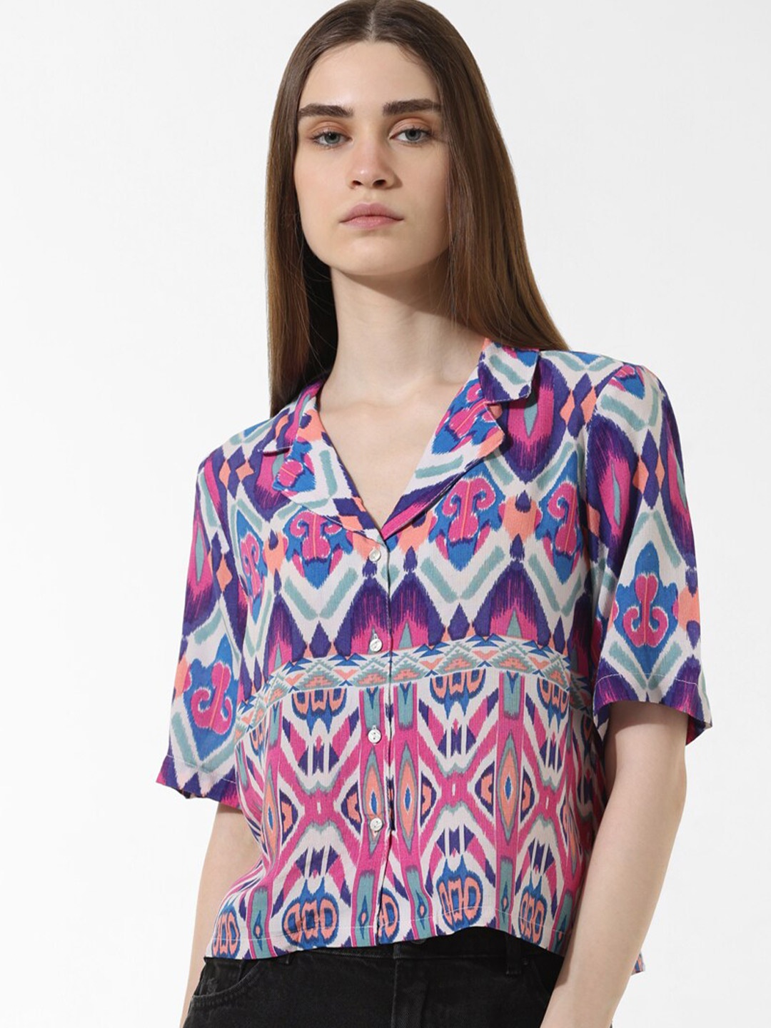 

ONLY Abstract Printed Club Collar Short Sleeves Casual Shirt, Purple