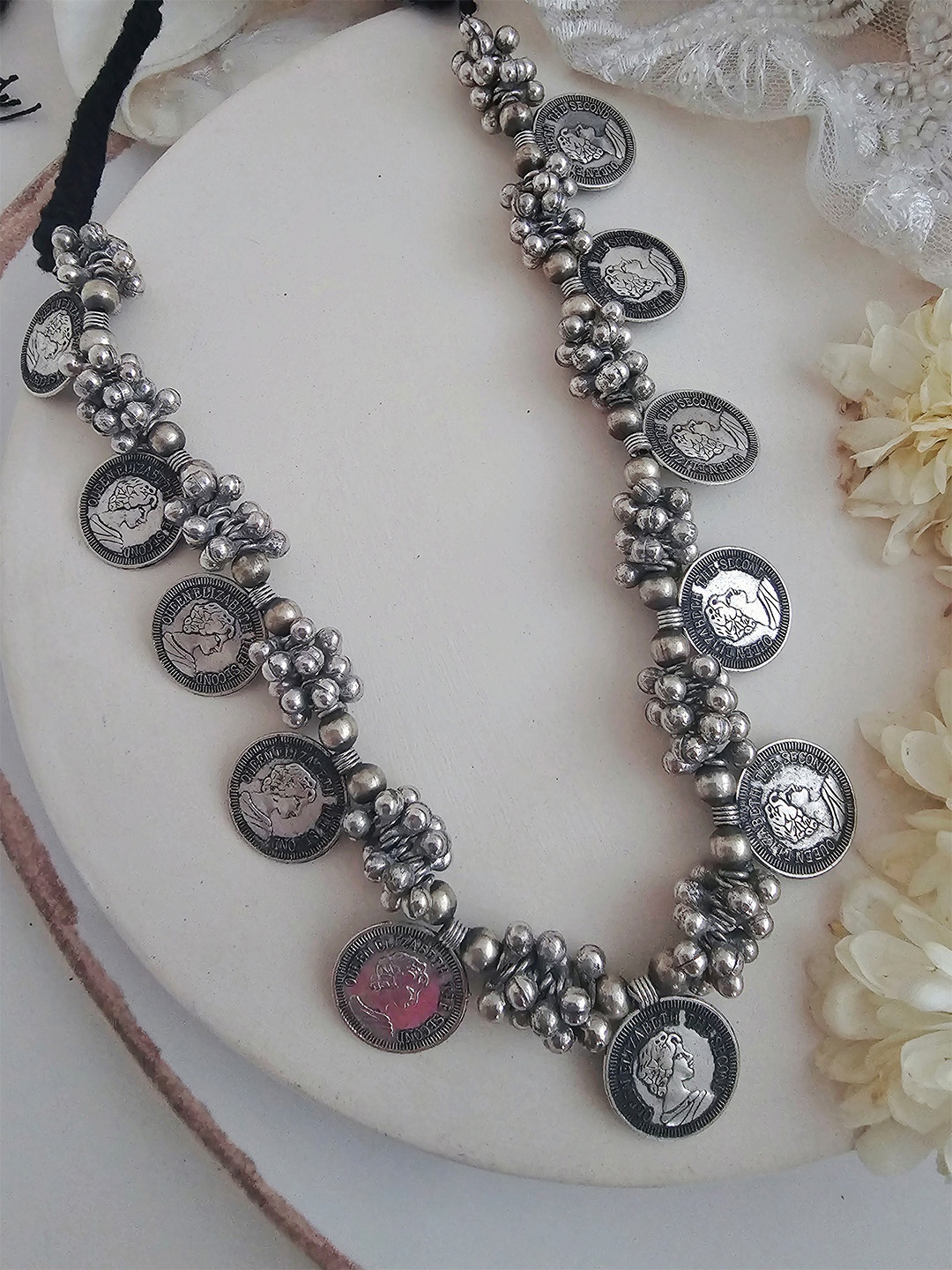 

Binnis Wardrobe German Silver Silver Plated Necklace