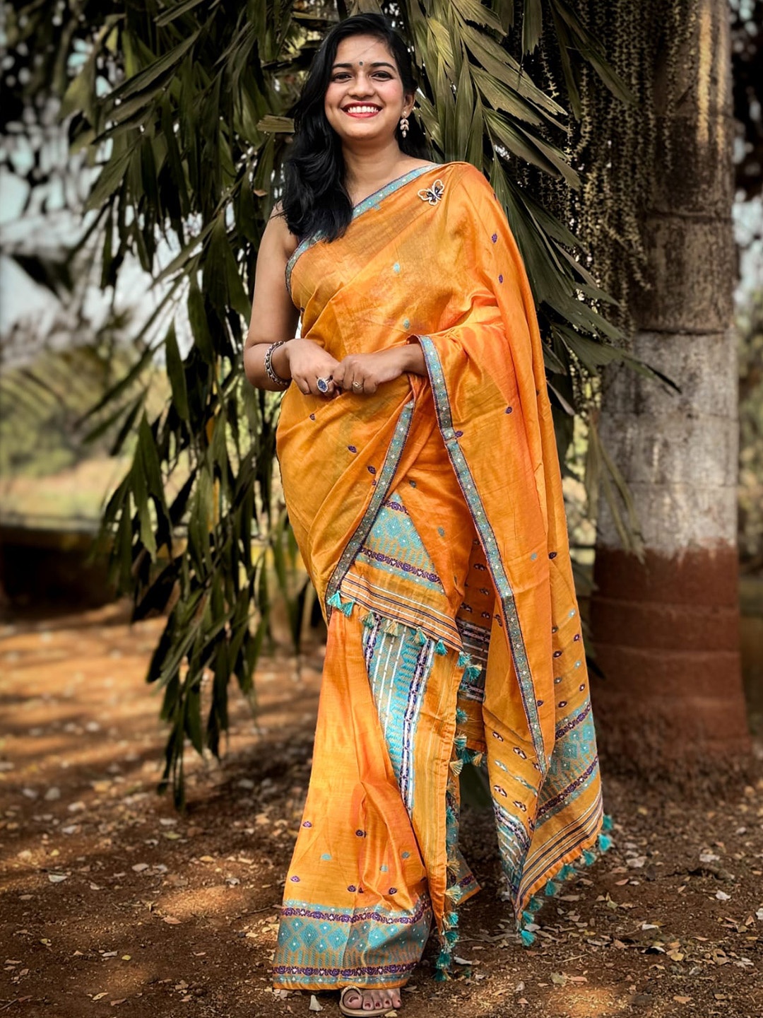 

Apaapi Threads of glory Ethnic Motifs Cotton Mekhela Chador Saree, Orange